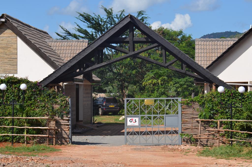 Afrika Lodges Voi Exterior photo