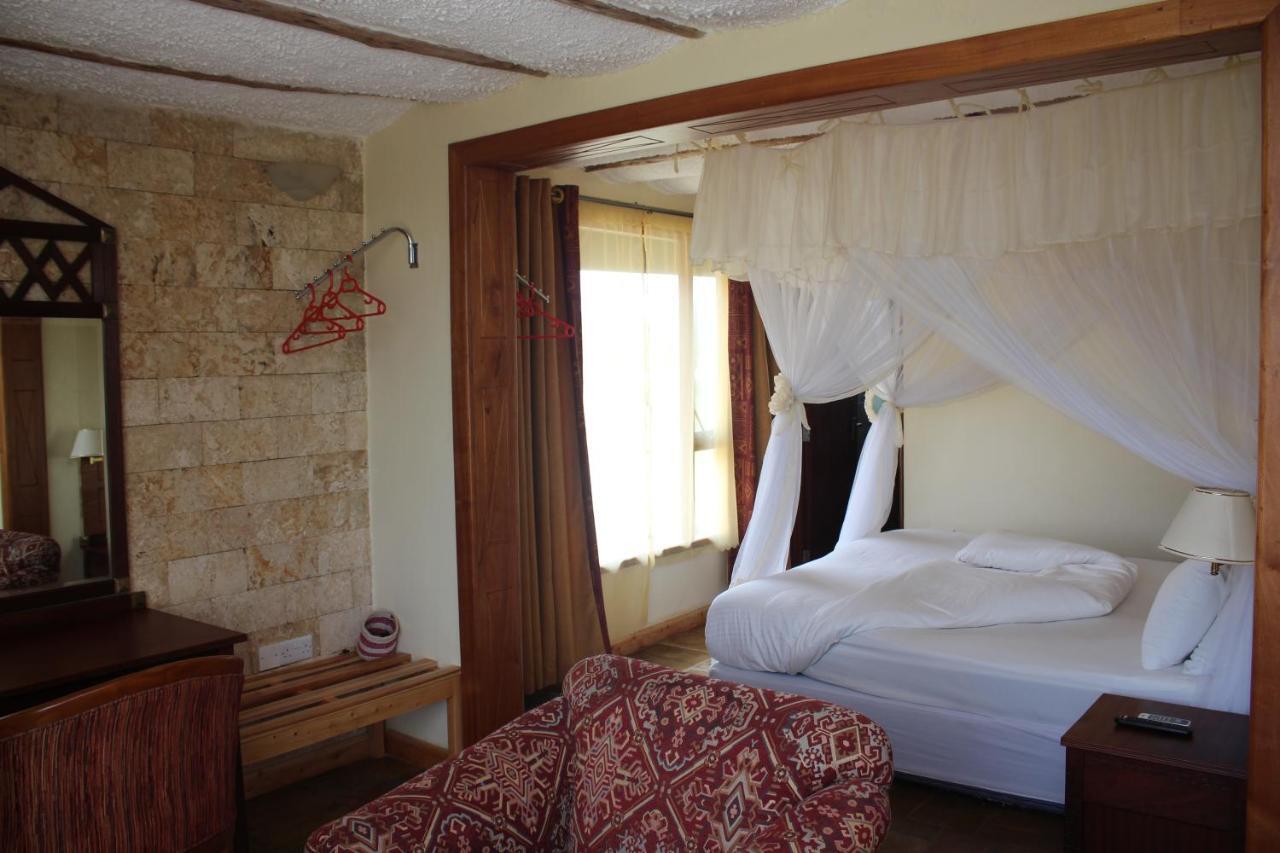 Afrika Lodges Voi Exterior photo