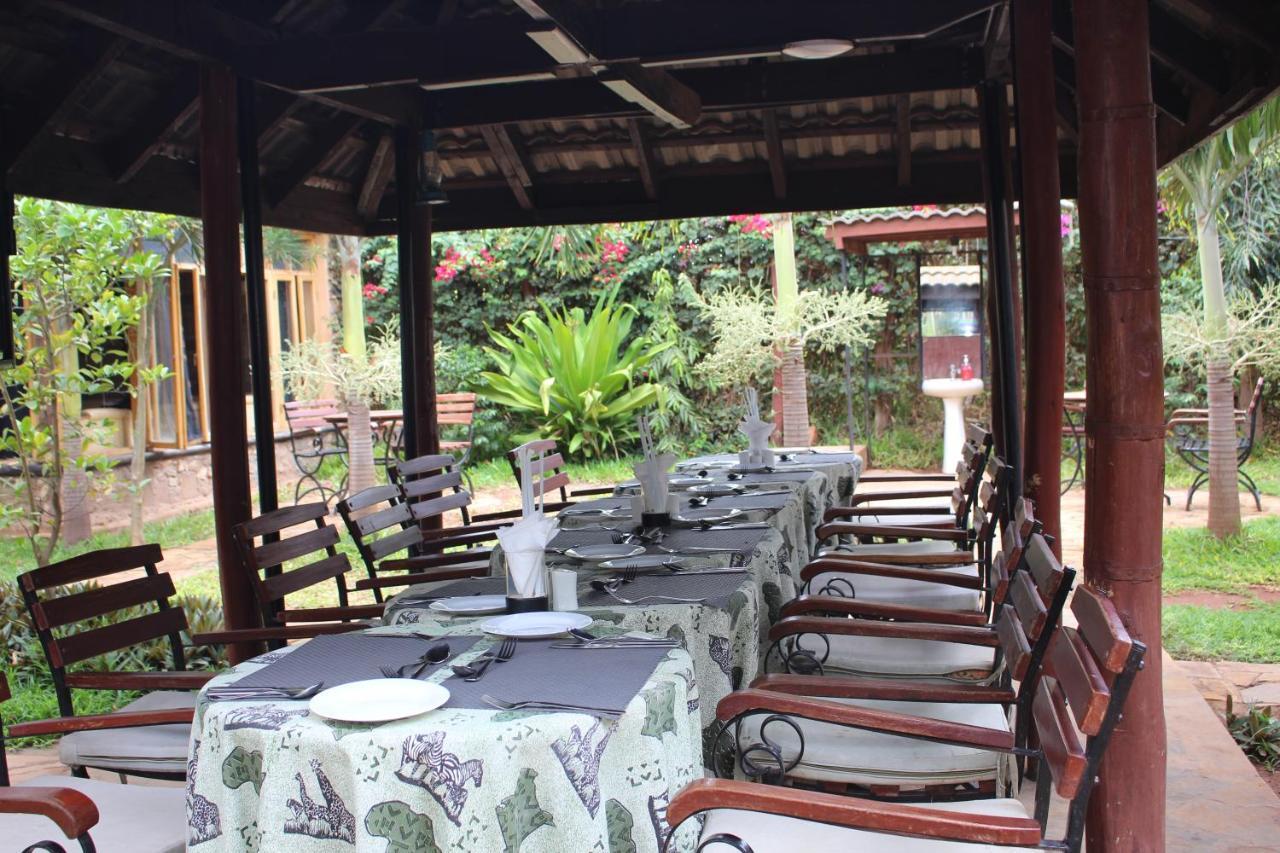 Afrika Lodges Voi Exterior photo